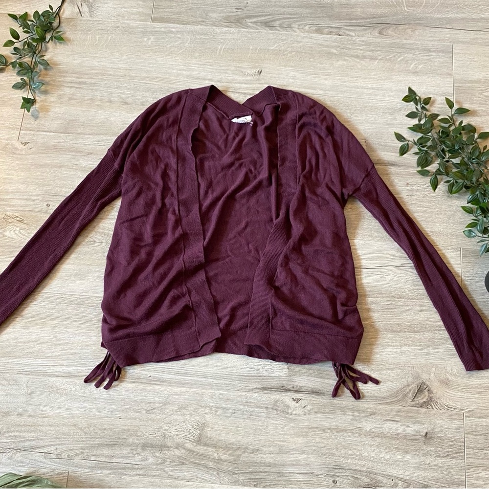 Burgundy cardigan with tie detail